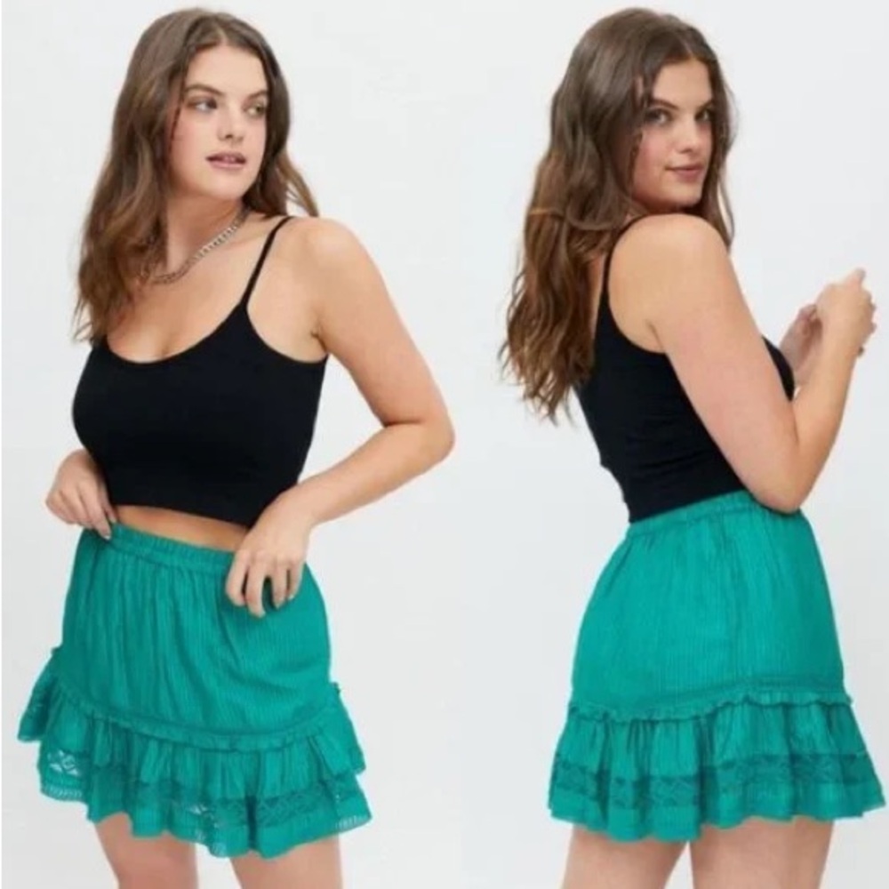 👗 UO Desert Dream Ruffle Mini Skirt